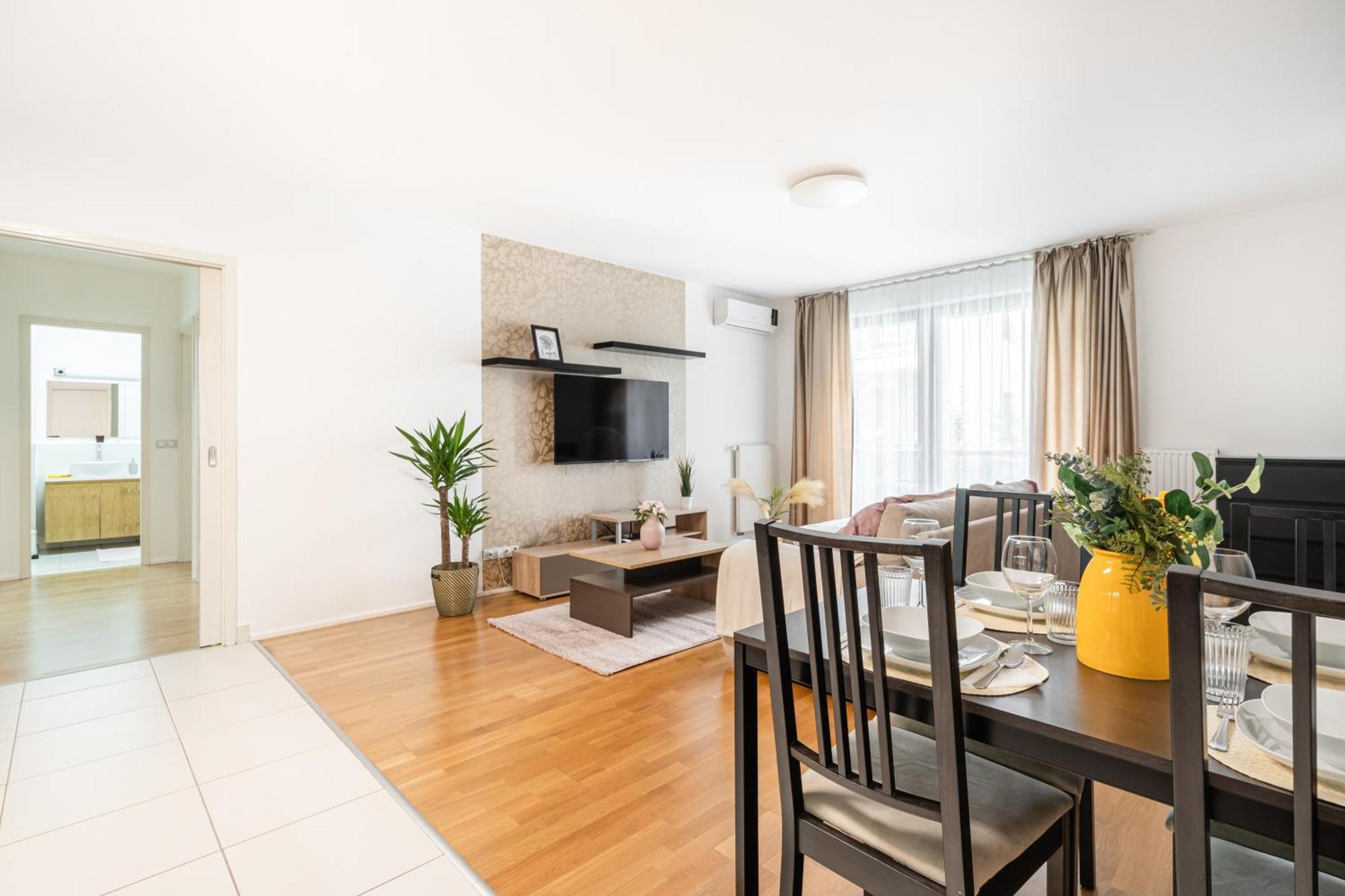 Home Of Serenity - 2 Bdr, Free Parking And Terrace Budapeste Exterior foto